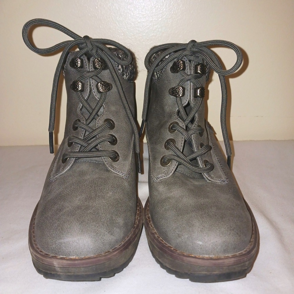 Blowfish Malibu Gorpcore Grunge Hiking Cabin Gray Knit Cuff Ankle Wedge Boots 8
